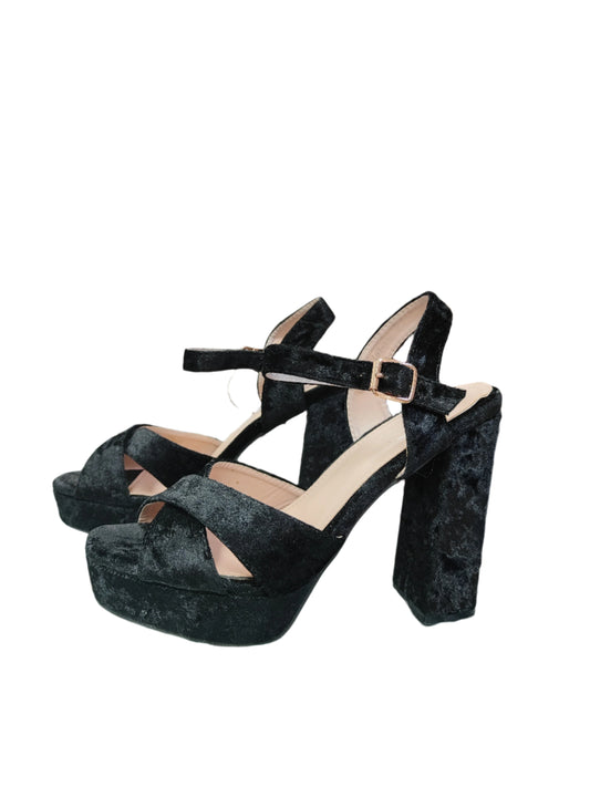 H&D sandali s peto